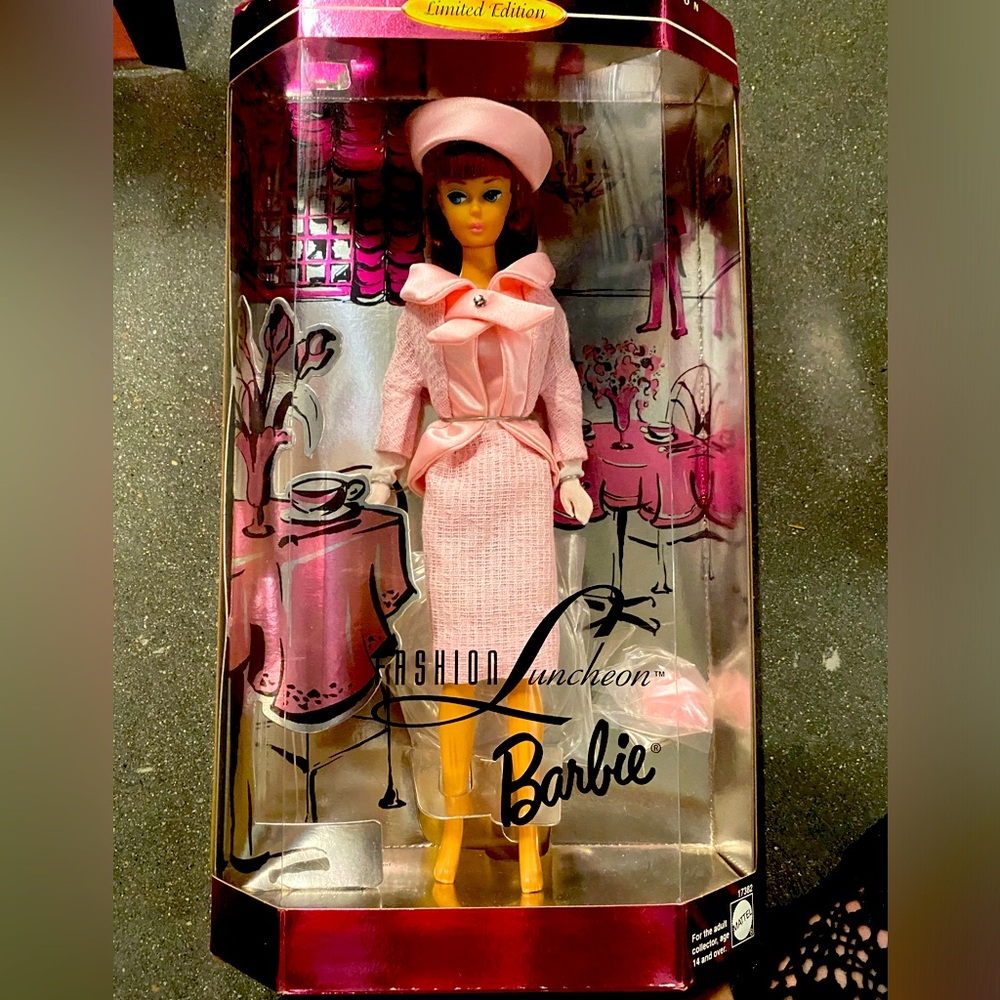 Fashion luncheon Barbie